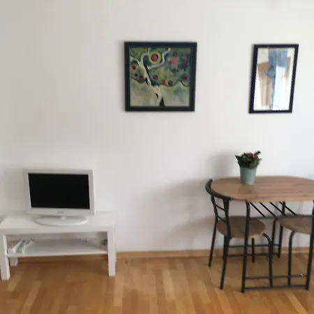 Apartment Cozy In Centre Belgrade